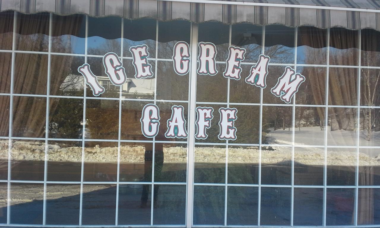 Normandale Century Inn Exterior photo